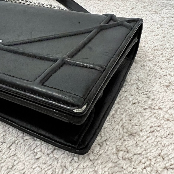 Dior Diorama Medium Flap Bag - Picture 6 of 14